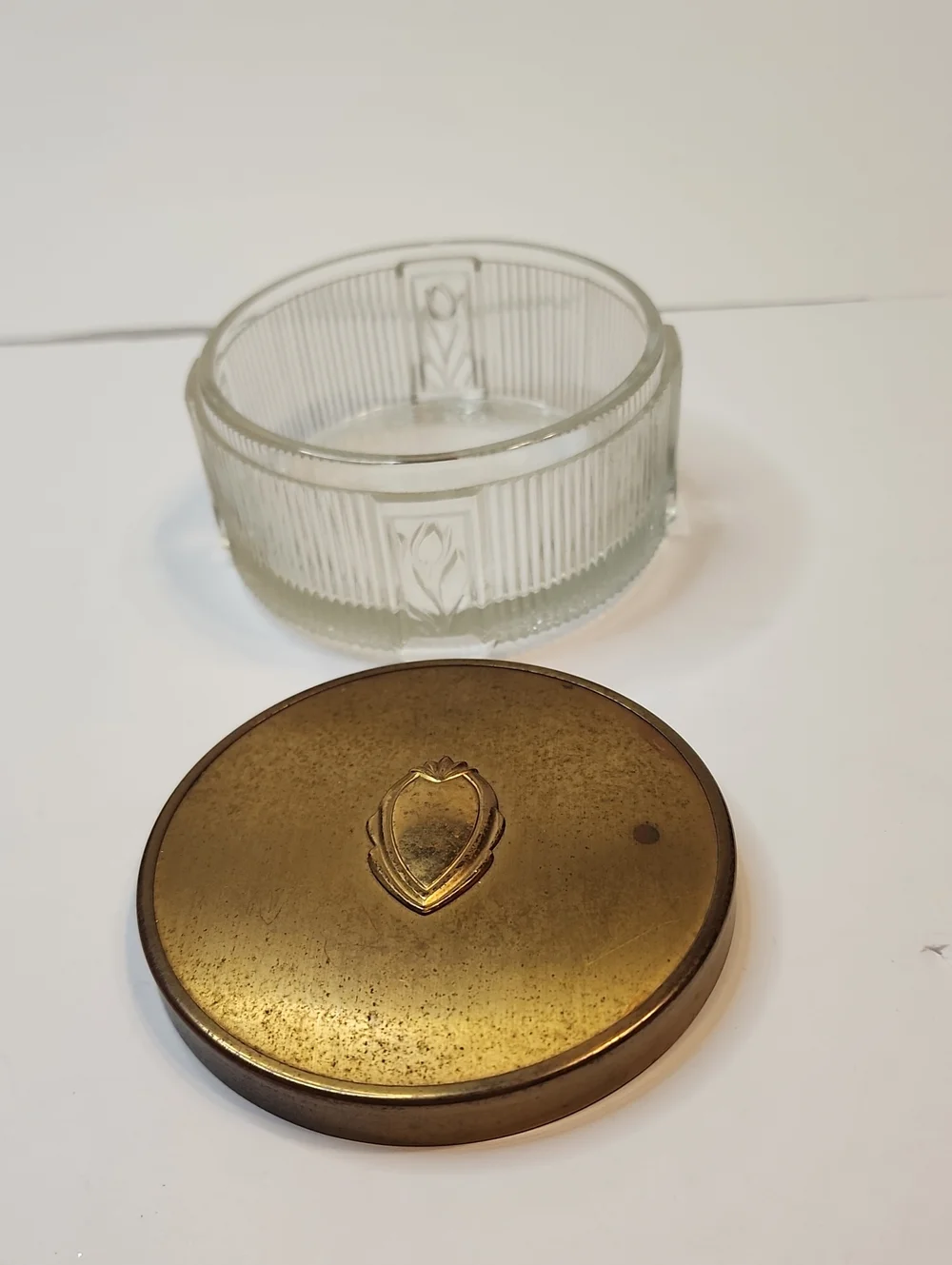 Vintage Round Glass Dresser Jar with Brass Lid 4 Tulips Outside Glass. Flawless